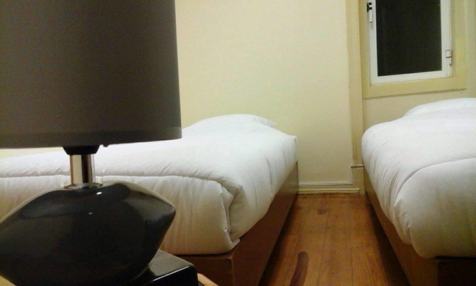 LisBangla Guest House Lisboa Extérieur photo