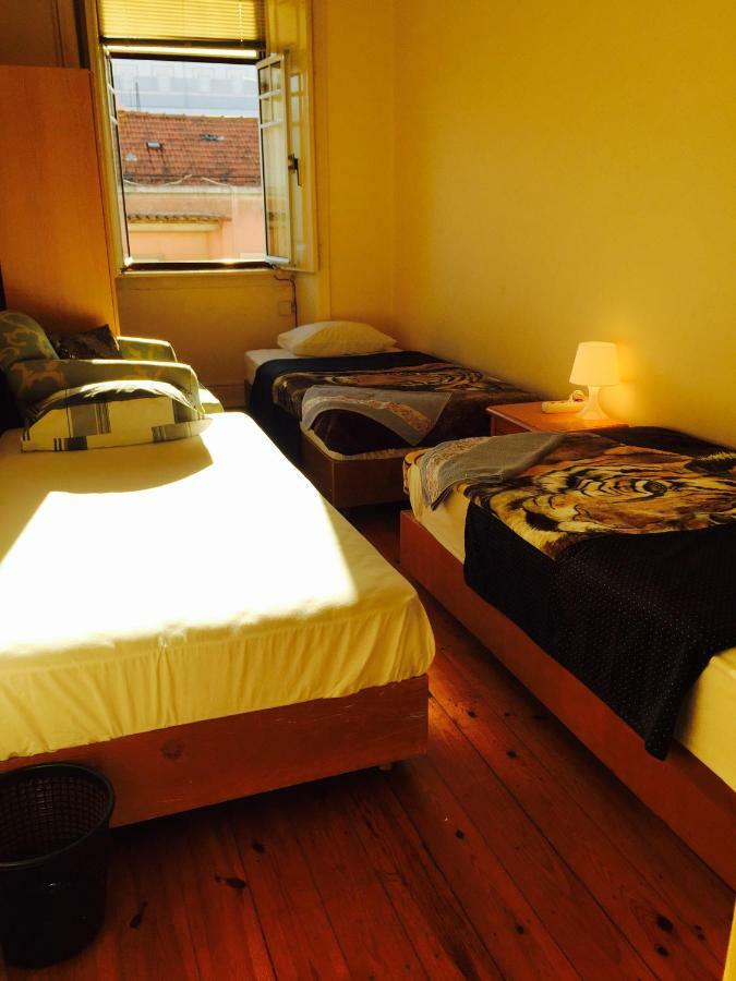 LisBangla Guest House Lisboa Extérieur photo