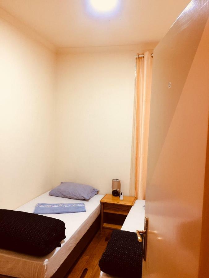 LisBangla Guest House Lisboa Extérieur photo